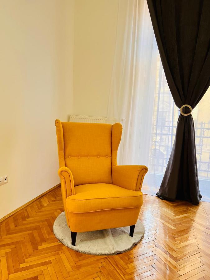 Apartment Friends Central Nagyvárad Kültér fotó